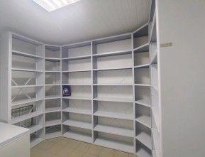 Стационарные угловые стеллажи